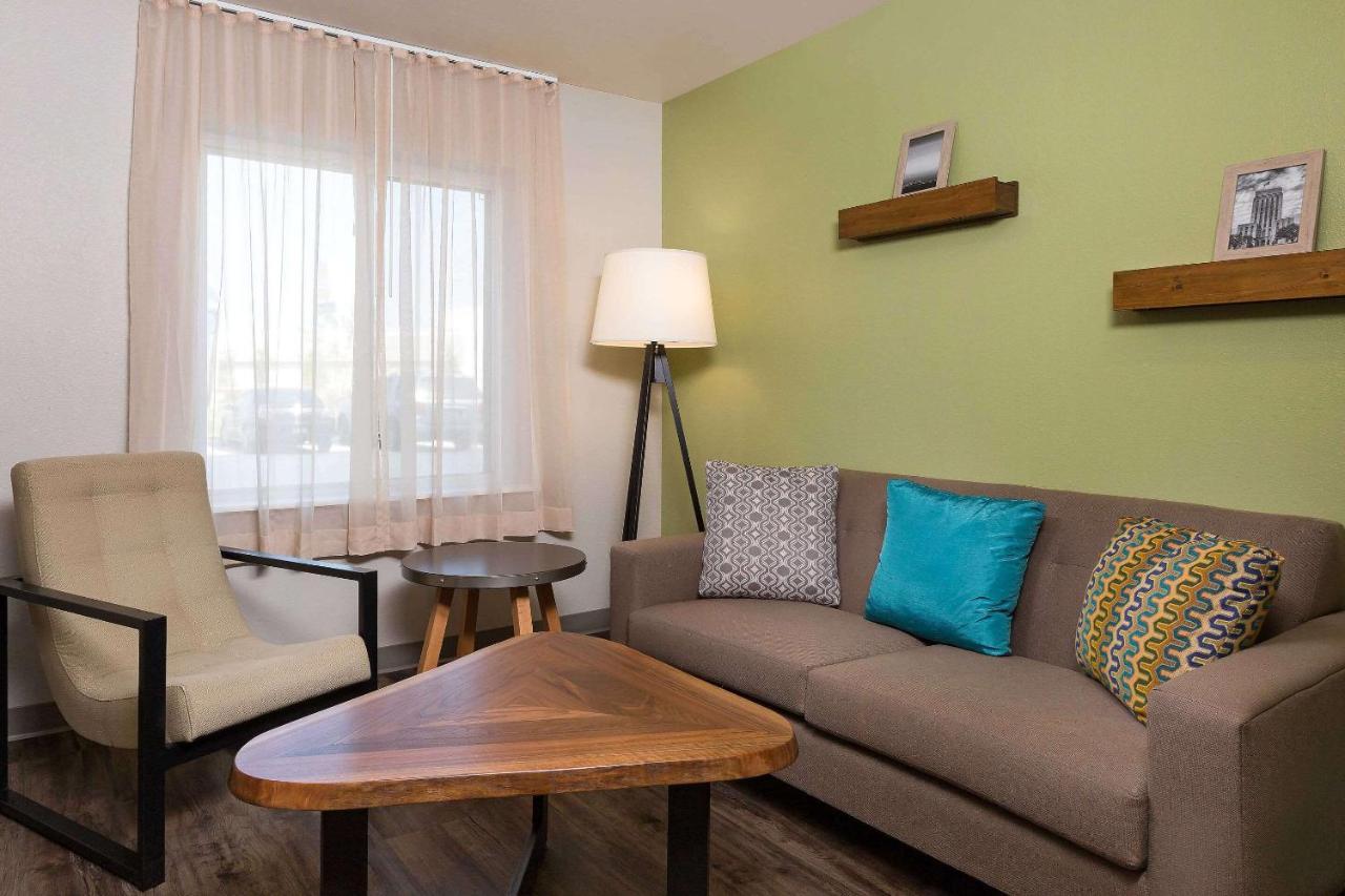 Woodspring Suites Houston Iah Airport Humble Esterno foto